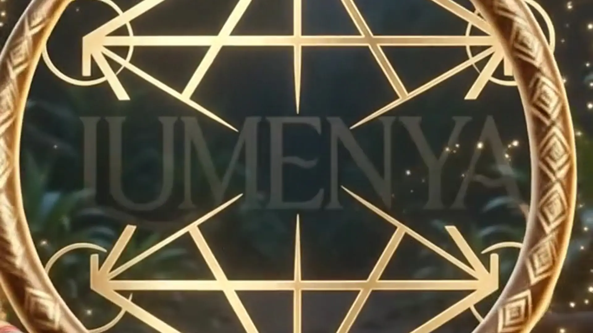 Lumenya Frame 093 — Shipibo-Frau singt am Feuer im Dschungel
